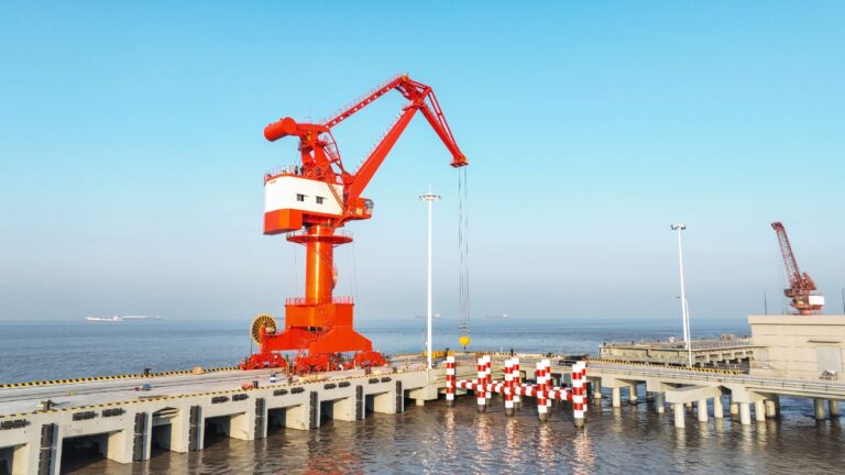 40t Rail-Mounted Portal Crane Project for Port Cargo Handling